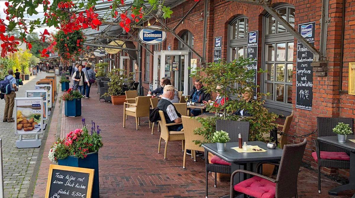 Moderne Wohnung Im Erdgeschoss Mit Terrasse I Ruhige Umgebung Μπρέμερχαφεν Εξωτερικό φωτογραφία