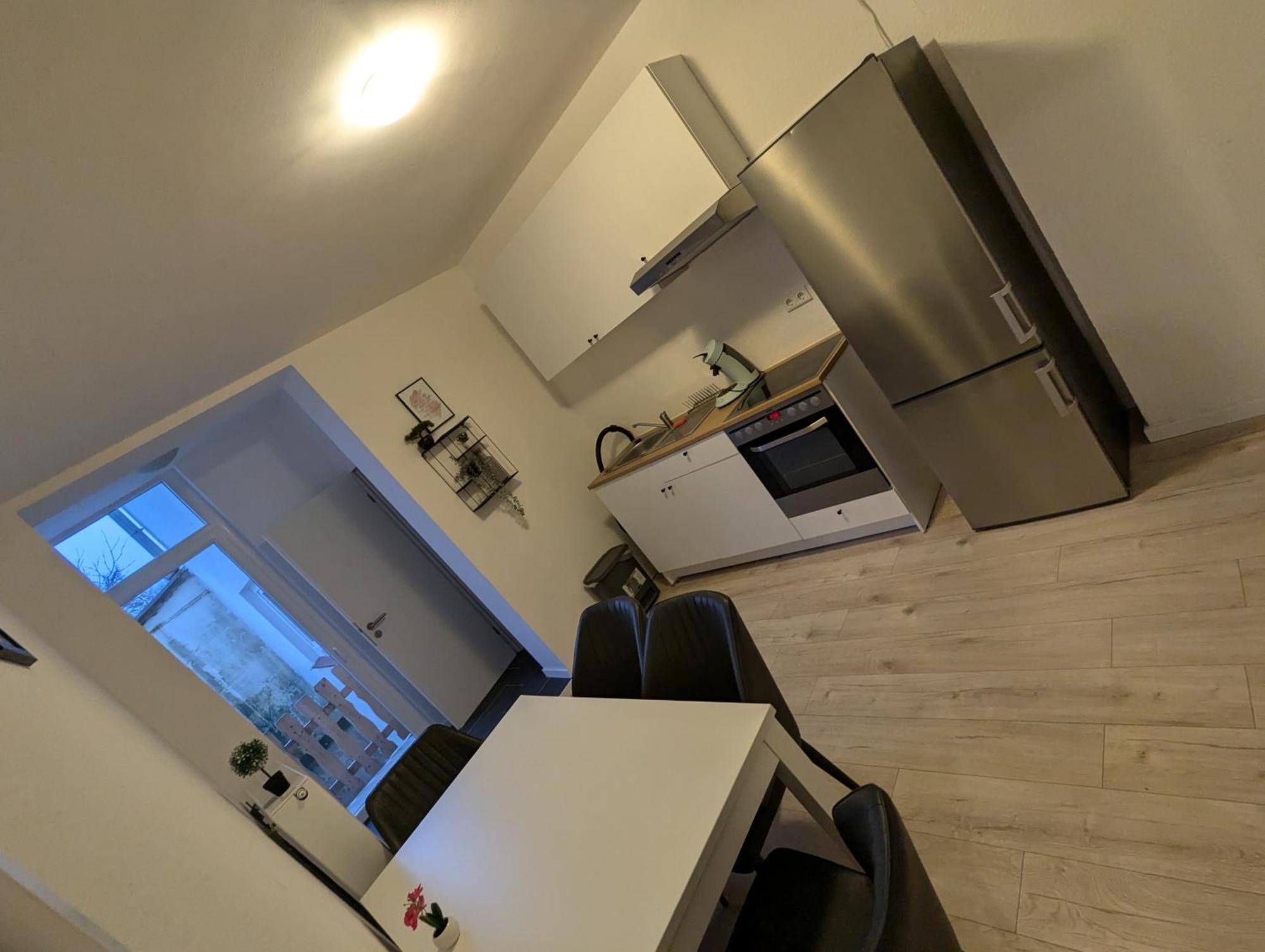 Moderne Wohnung Im Erdgeschoss Mit Terrasse I Ruhige Umgebung Μπρέμερχαφεν Εξωτερικό φωτογραφία