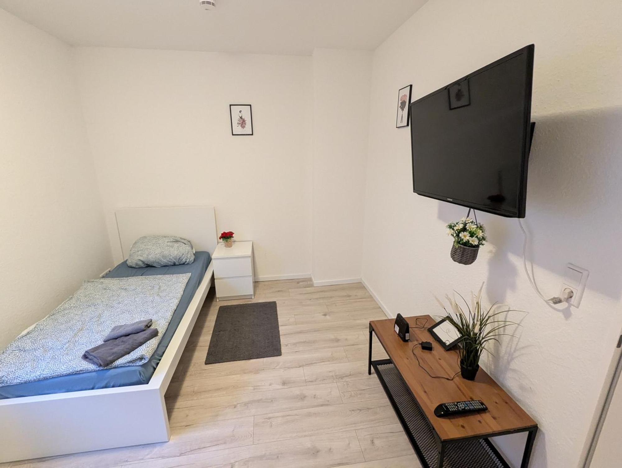 Moderne Wohnung Im Erdgeschoss Mit Terrasse I Ruhige Umgebung Μπρέμερχαφεν Εξωτερικό φωτογραφία